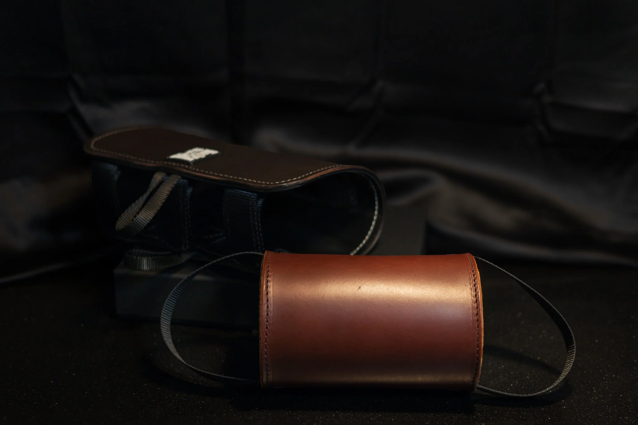 4.5mm Thick Leather Roll + Leather Bite pillow cover