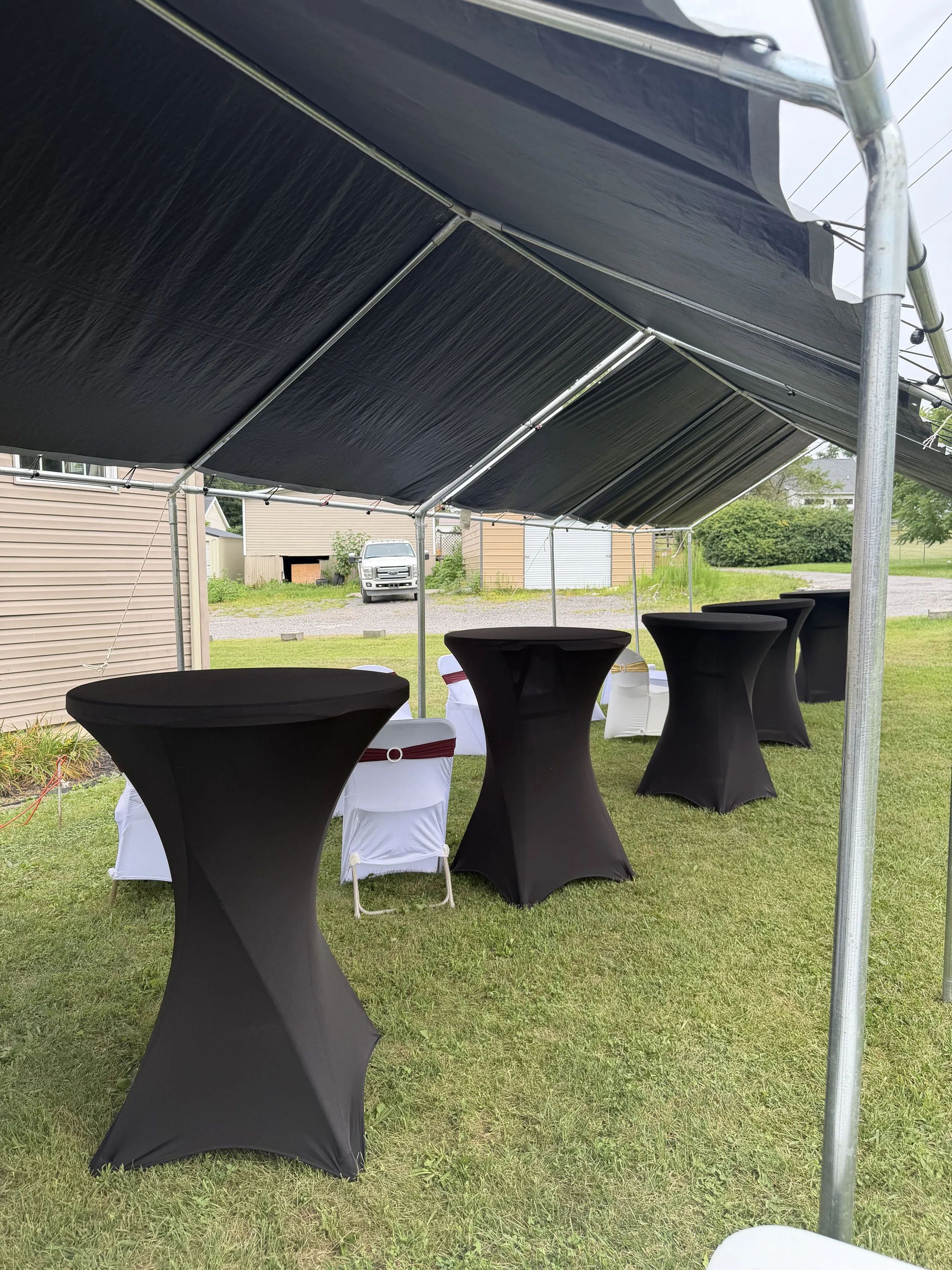beautiful classy cocktail tables in Pittsburgh