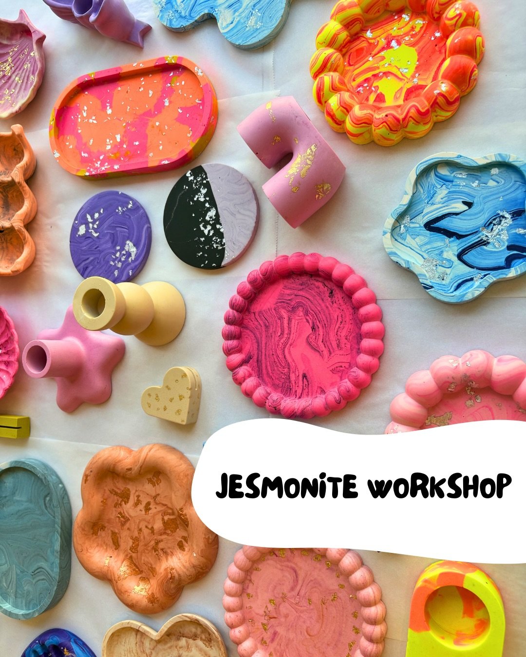 R&uuml;ckblick in den Jesmonite Workshop 💖

So viel Kreativit&auml;t, so viele einzigartige St&uuml;cke&hellip; dieser Workshop war einfach etwas ganz Besonderes 😌 

Es war ruhig, entspannt und gleichzeitig so voller kreativer Energie. Genau diese 
