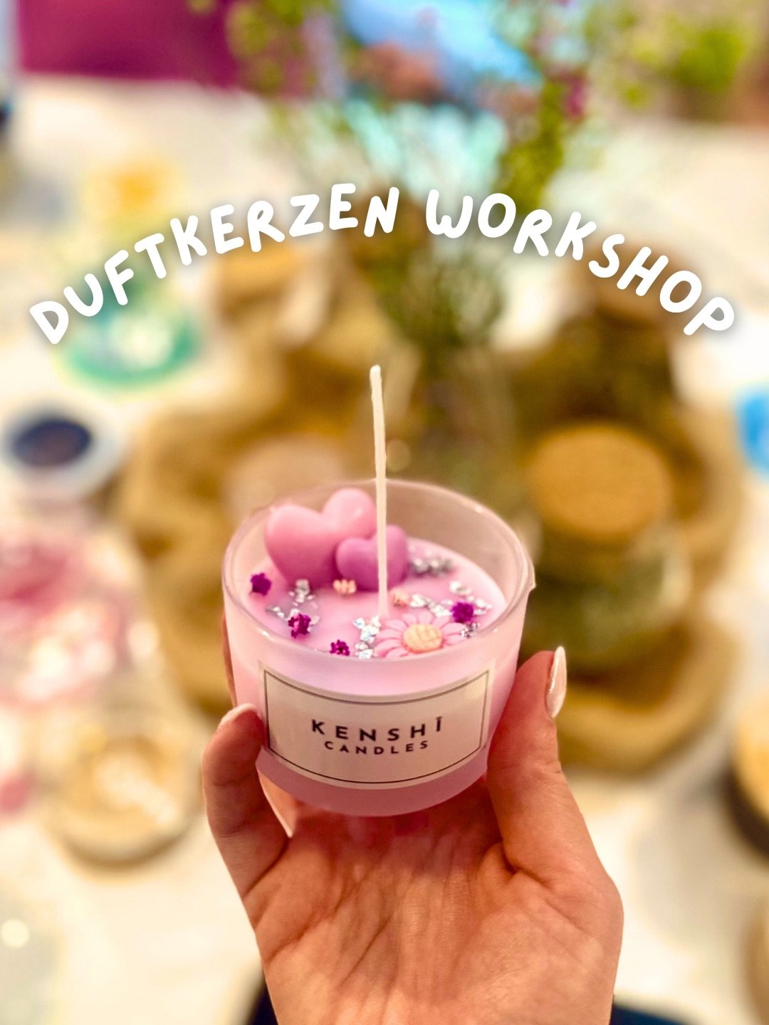 ✨ Duftkerzen-Workshop ✨ 

Der warme Schein von Kerzen, feine D&uuml;fte und ein Moment nur f&uuml;r dich 🤍 
In unserem Duftkerzen-Workshop im Kreativista Studio darfst du abschalten, zur Ruhe kommen und mit deinen eigenen H&auml;nden etwas ganz Beso