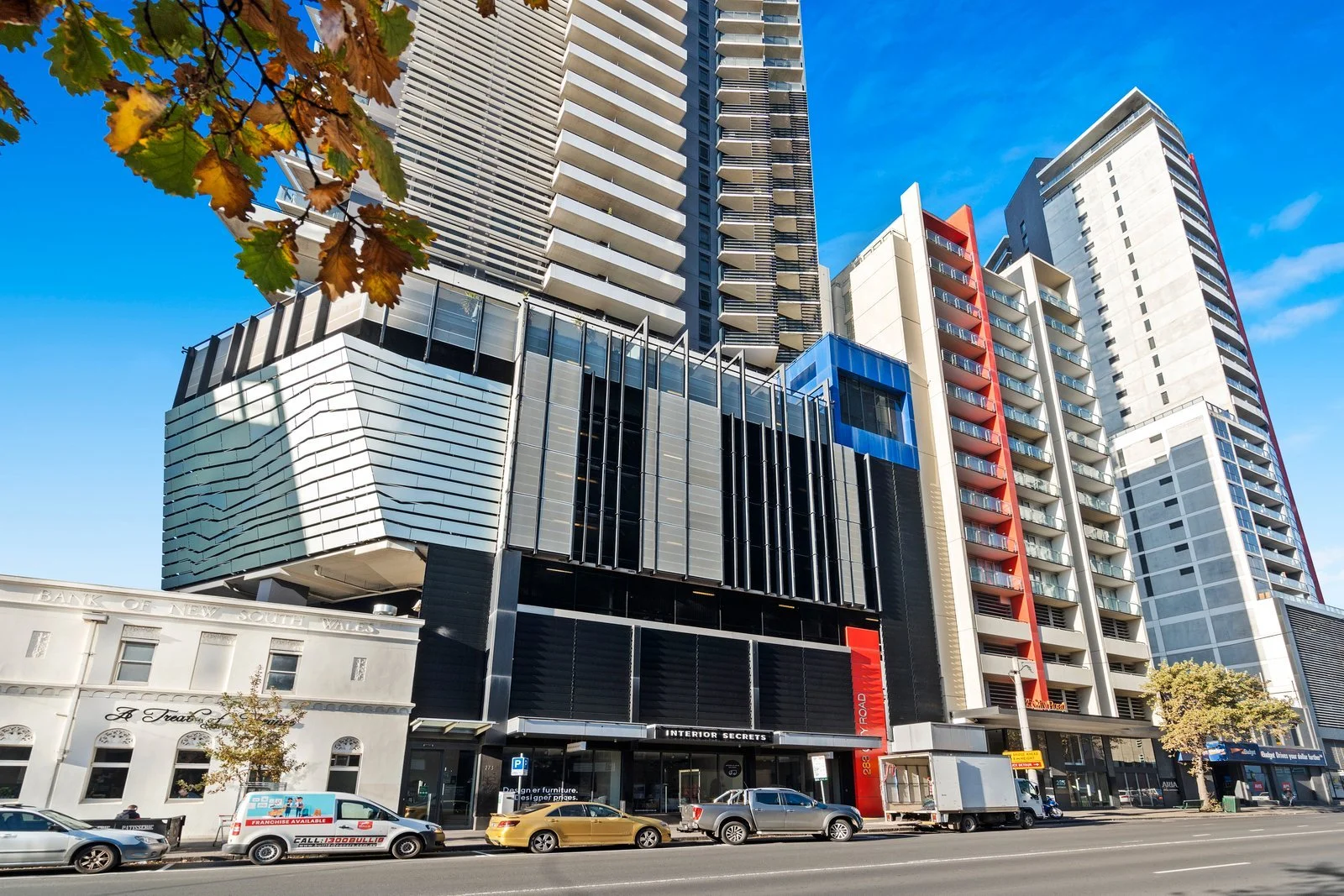 Bank Apartments, VIC