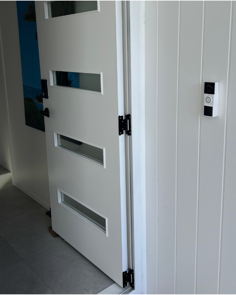 Aluminium Hinged Doors in Auckland: Repair, Maintenance or Replacement?