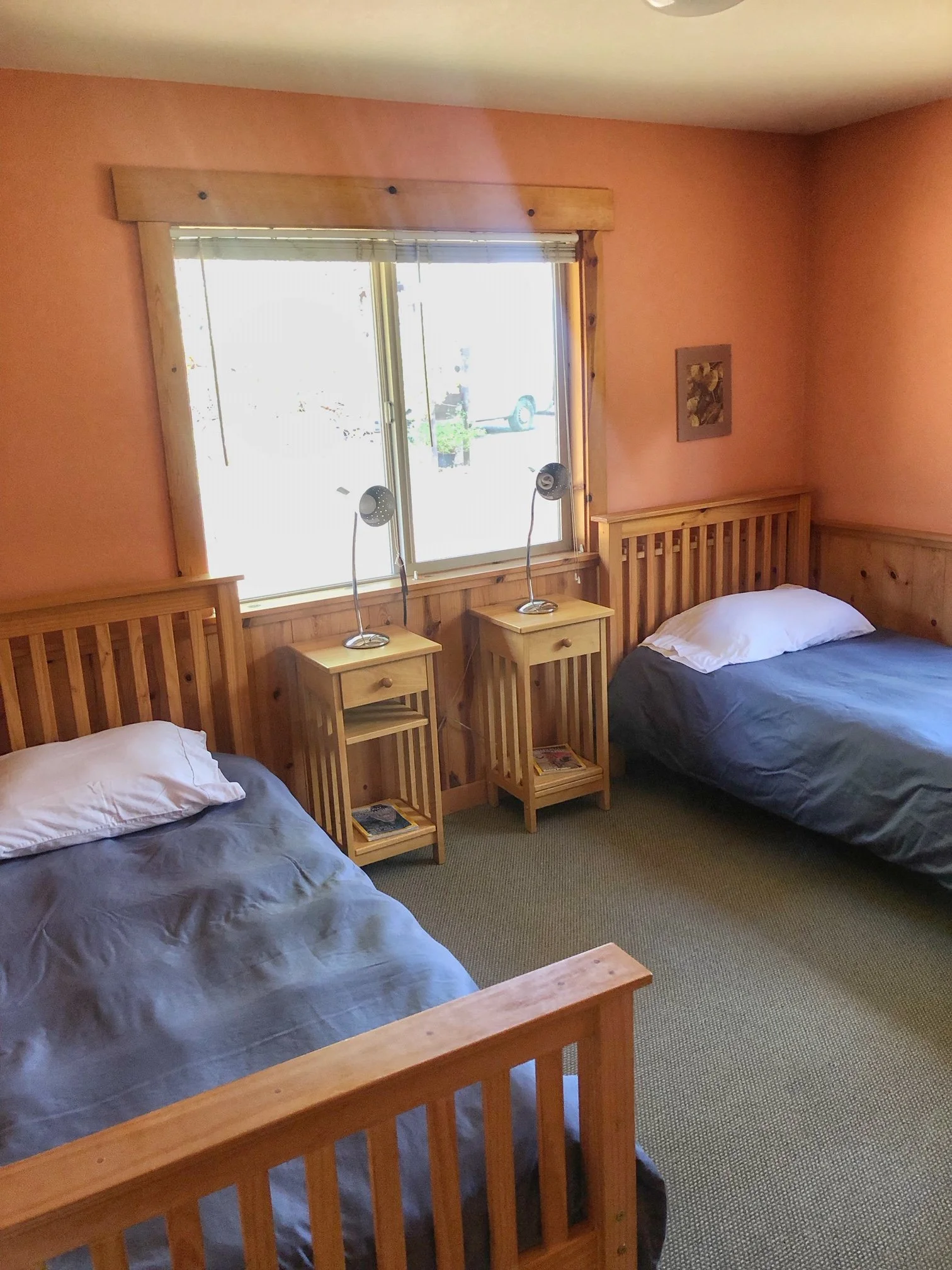 SINGLE BEDS ROOM 3 (2).jpg