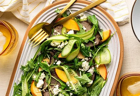 LB1155-GrilledSirloinPeachFetaSalad-SITE.jpg