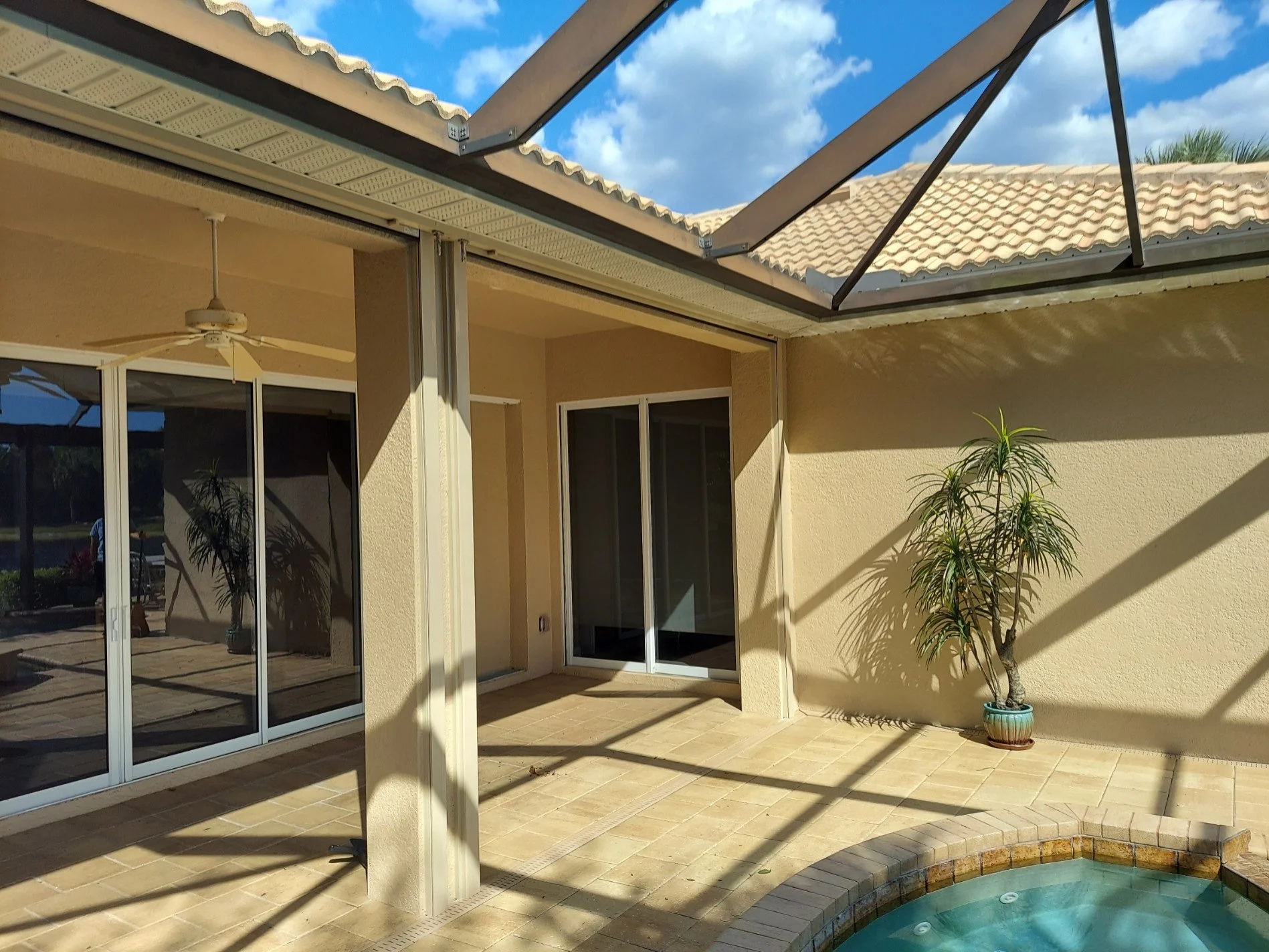 Venetian Golf & River Home (Exterior Painting) 8.jpg