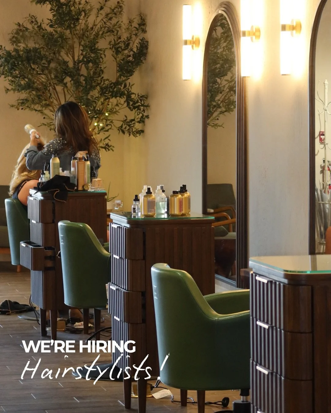 WE&rsquo;RE GROWING &mdash; JOIN THE HONEY GIRL TEAM! 🍯🤗

We&rsquo;re looking for passionate, creative stylists who are ready to grow inside a salon that offers more than just a chair.

From a beautiful fully equipped setup to a supportive team cul