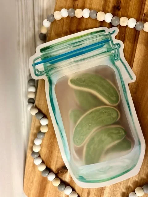 Something dill-icious is popping up at the Oskaloosa Holiday Open House  next Saturday, 12/6&hellip; 👀🥒

Our popular &ldquo;pickle cookies&rdquo; are back! They fool the eyes but WOW the taste buds with buttery vanilla goodness in disguise.

Come s