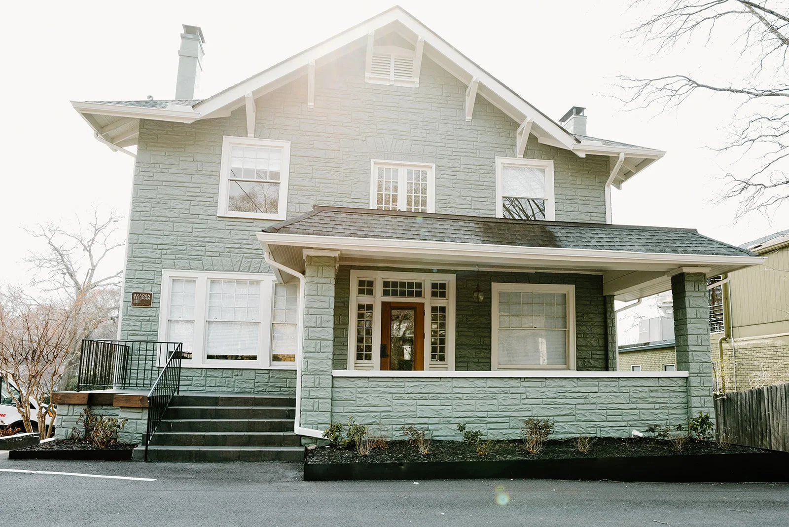 whole self psychiatry office building, atlanta psychiatrist, psychiatry practice in atlanta