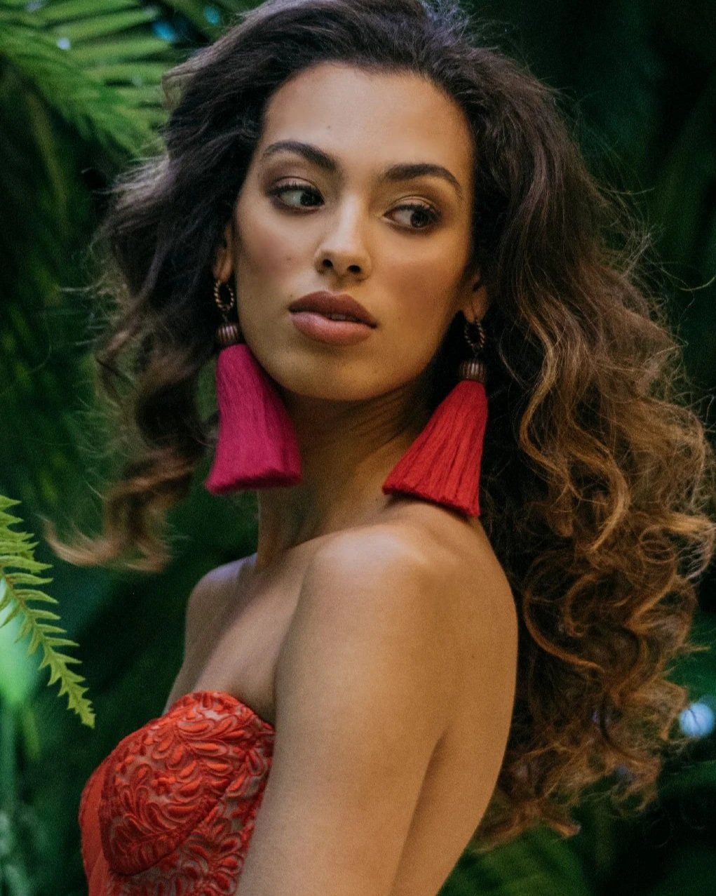 Aveda_Model_Red_2.jpg