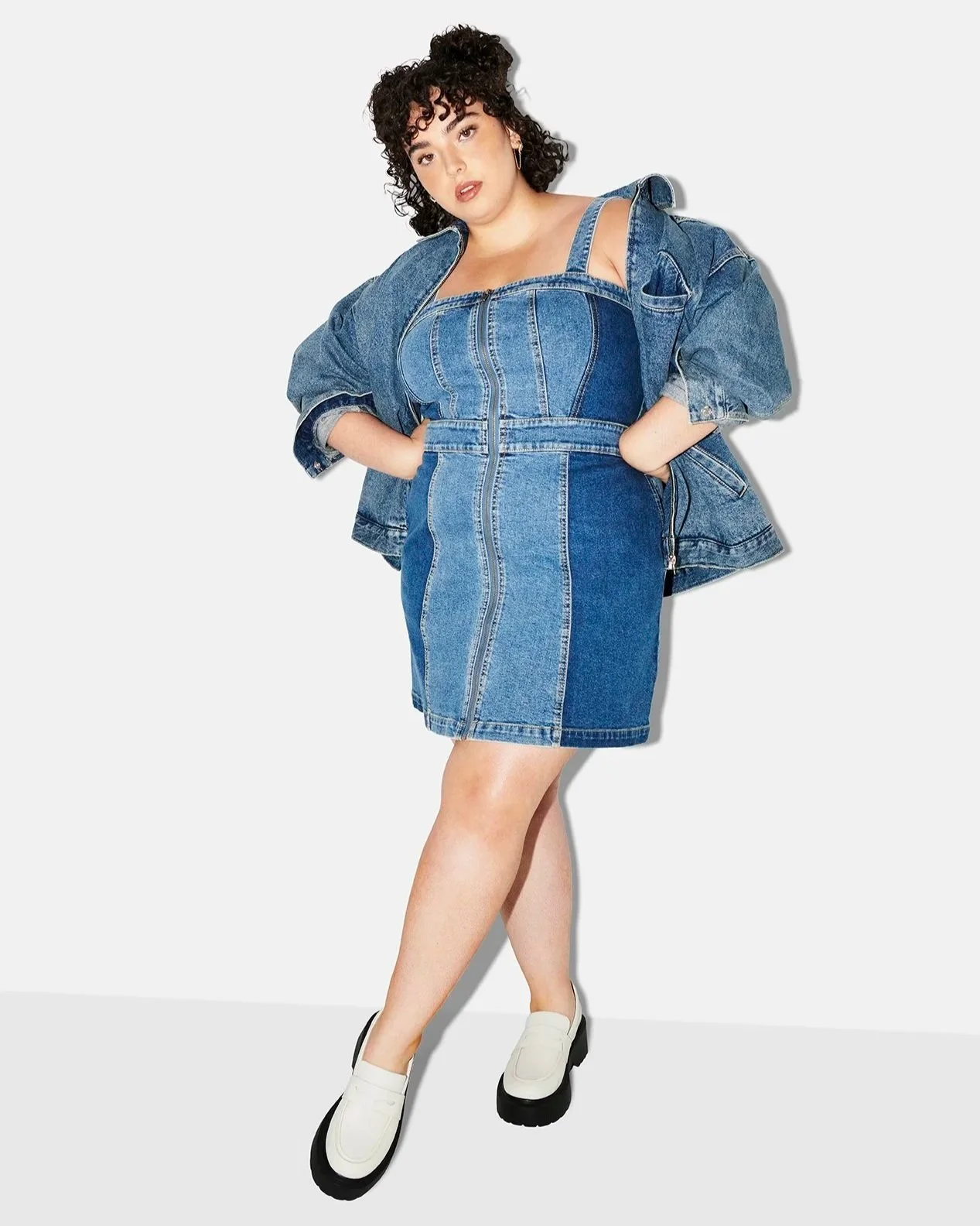 C-002155-01-050_YA_Sept_BTC_DenimDressing_Look1_039A1.jpg