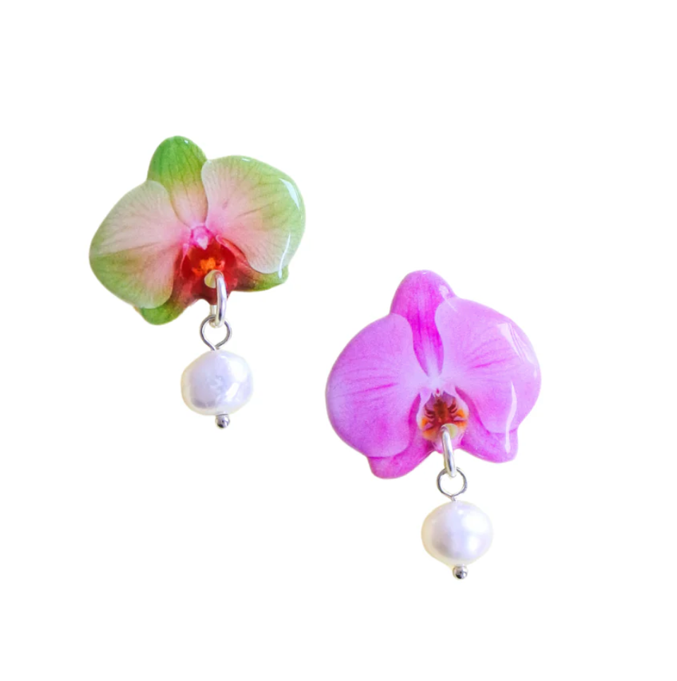 Haricot Vert Moonpetal Myth Earrings