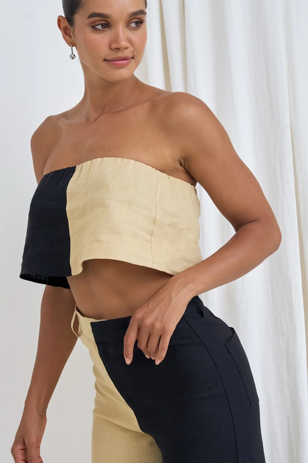 Balm Wears Two Tone Crop