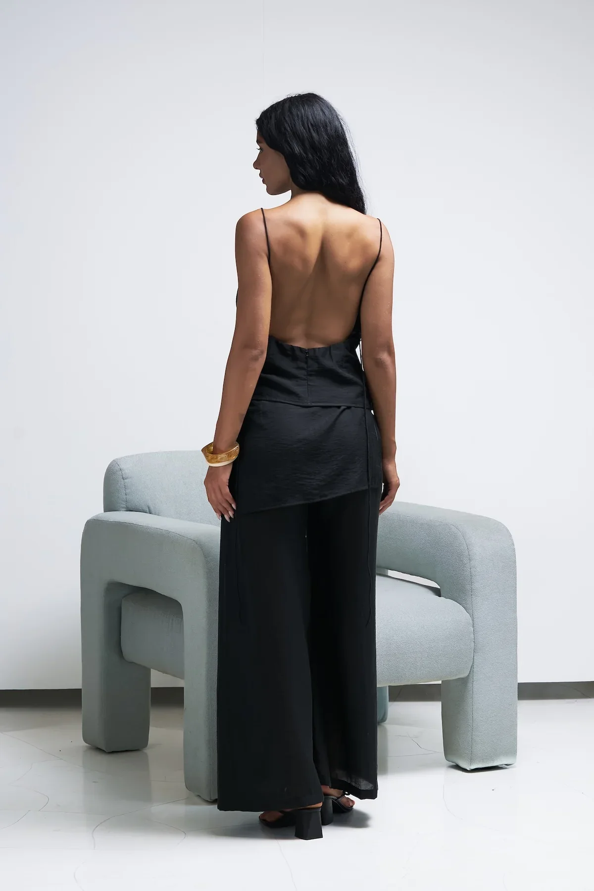 the-sira-pantskirt-top-black-back-1.webp