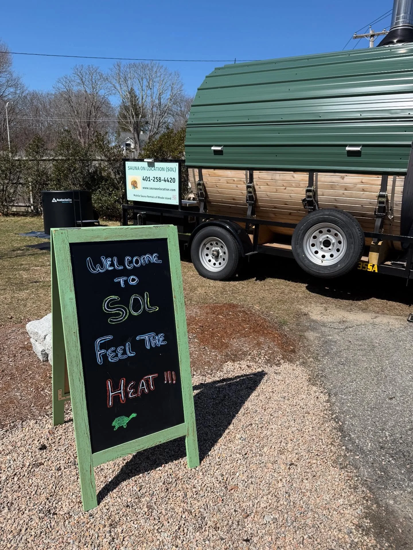 Sun&rsquo;s out. Sweat&rsquo;s on.
Cold plunge. Reheat. Repeat.

The ultimate metabolism boost as we roll into spring. Deep relaxation. Full system reset.

24-hour sauna rentals delivered straight to your door, pulling up like an Uber, but way hotter