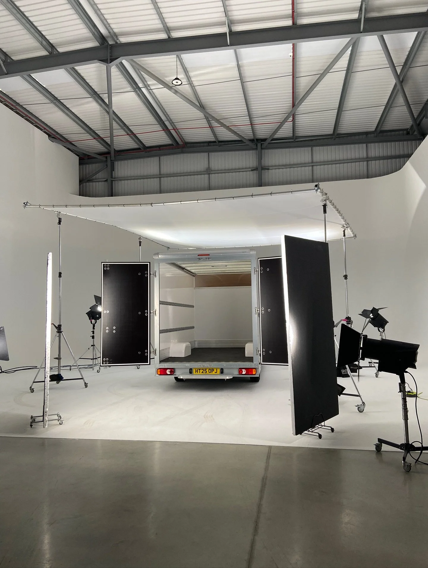 It&rsquo;s been a pleasure to valet the new Renault Vans ready for their photoshoots! 🚐🫧 

📅 Appointments available

⭐⭐⭐⭐⭐ Google reviews

📍Mobile Detailing Services available throughout Tamworth and surrounding areas

My Services 🚙🫧

Bronze va