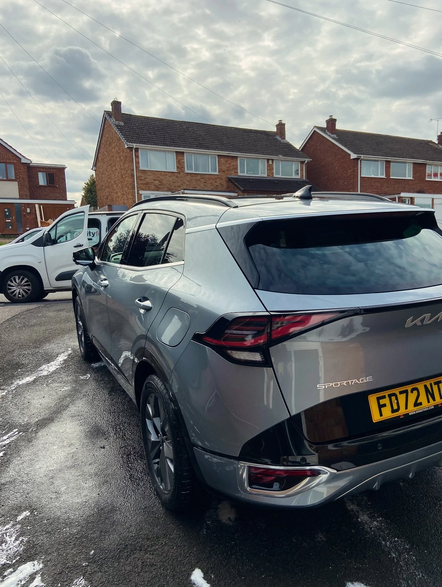 Gold Valet for this Kia GT Line Sportage 🌟
 
- Ceramic coating
- Full interior &amp; exterior clean 
- Carpet wet extraction 
- health check 

📅 Appointments available

⭐⭐⭐⭐⭐ Google reviews

📍Mobile Detailing Services available throughout Tamworth