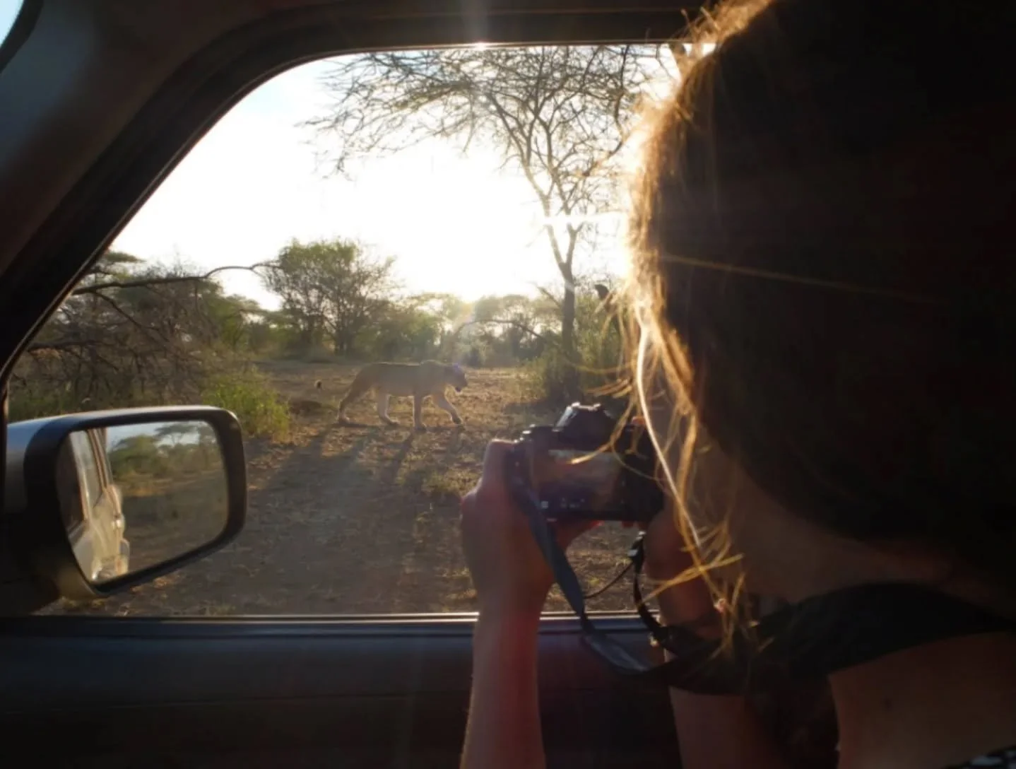 I know I'm late to this trend, but opening up my pictures of 2016 gives me goosebumps.

That year, I quit my promising and soul destroying job in a marketing firm in Vienna, moved to Rwanda, was madly in love, became a freelance, got back on a motorc