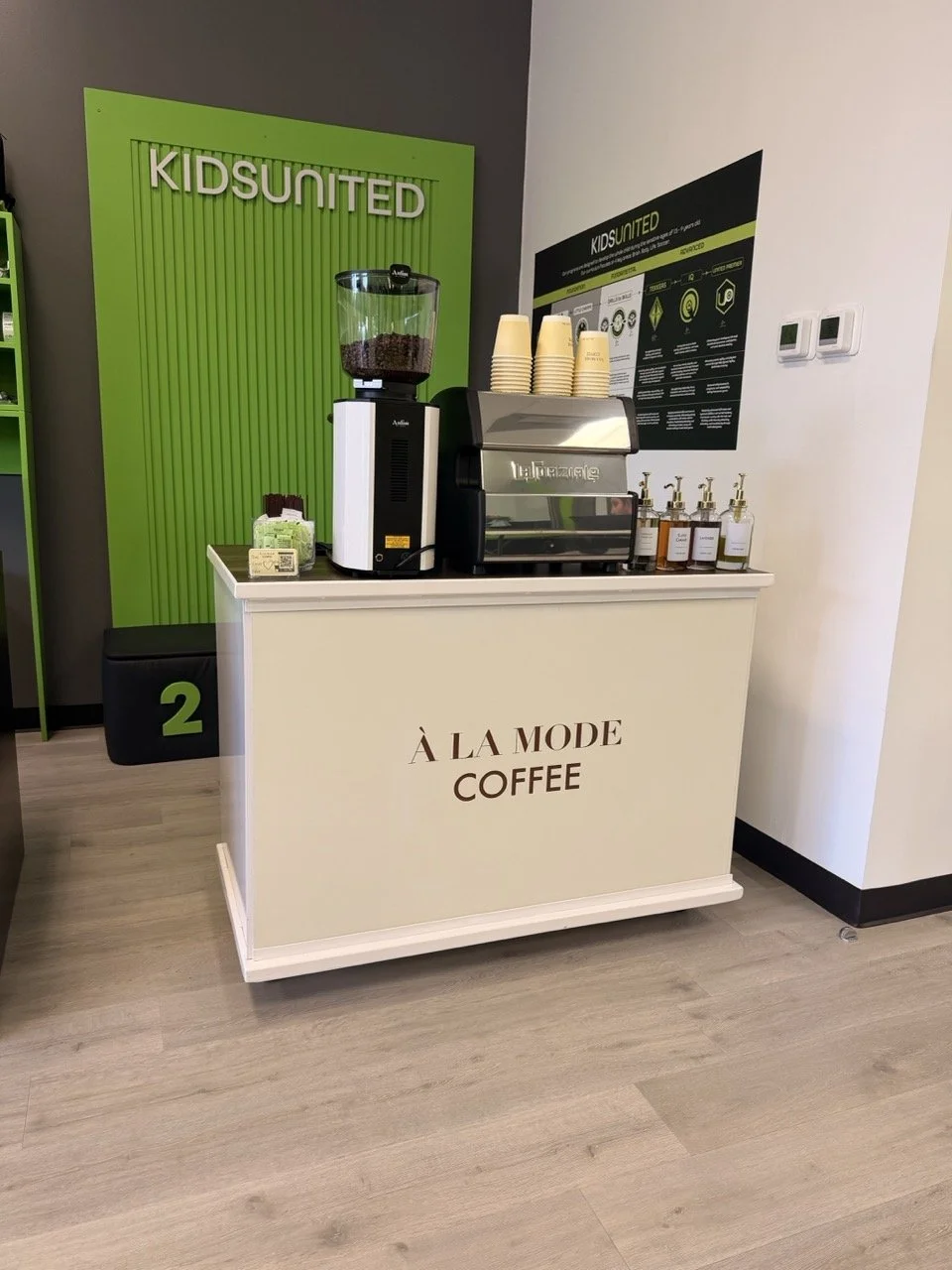 We had a wonderful time serving fresh espresso drinks at Kids United! ☕ Our mobile espresso bar offered handcrafted lattes, cappuccinos, cortados, Americanos, and iced coffees for everyone to enjoy.

Thank you to Kids United for inviting À LA MODE CO
