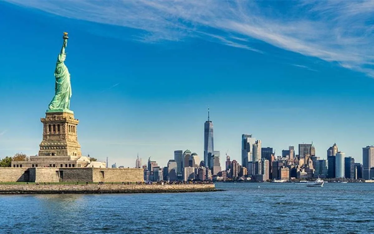 Need NYC to Philadelphia Movers This Month? How to Check Dates and Get an Estimate