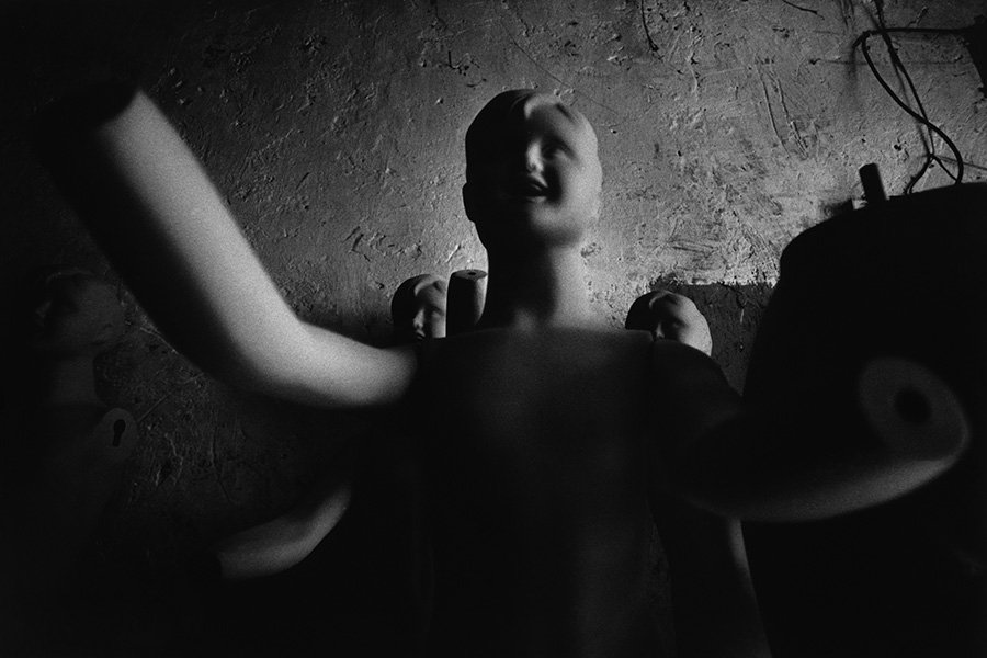tooraj-khamenehzadeh-mannequin-01.jpg