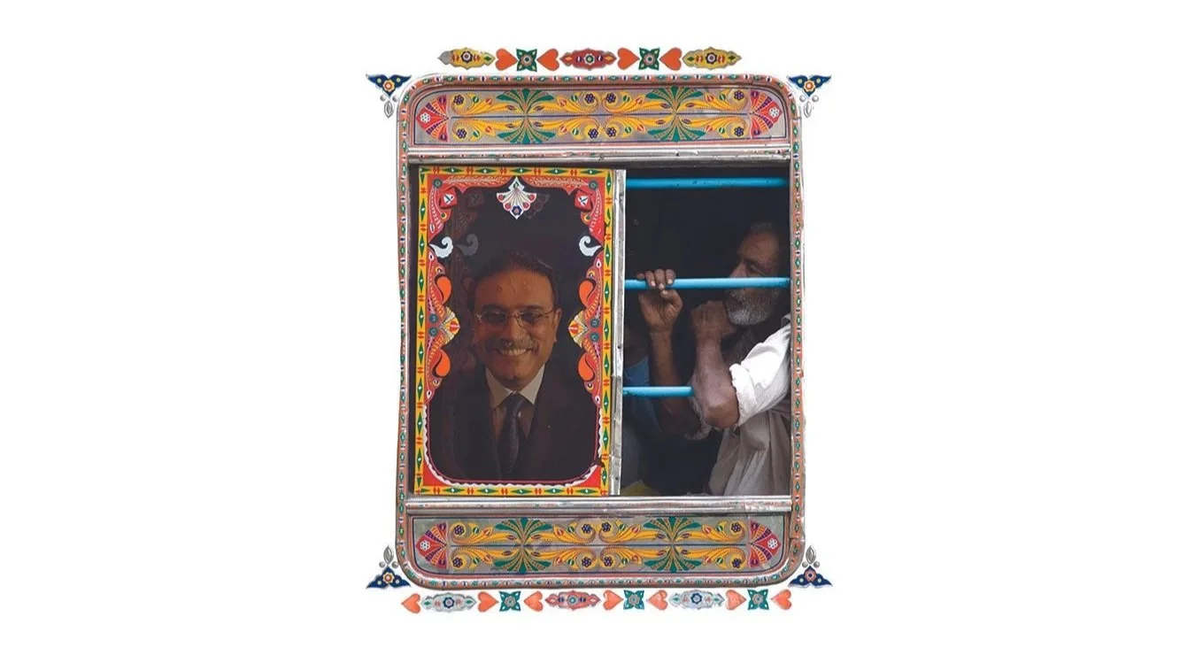 tooraj-khamenehzadeh-sticker-04.jpg