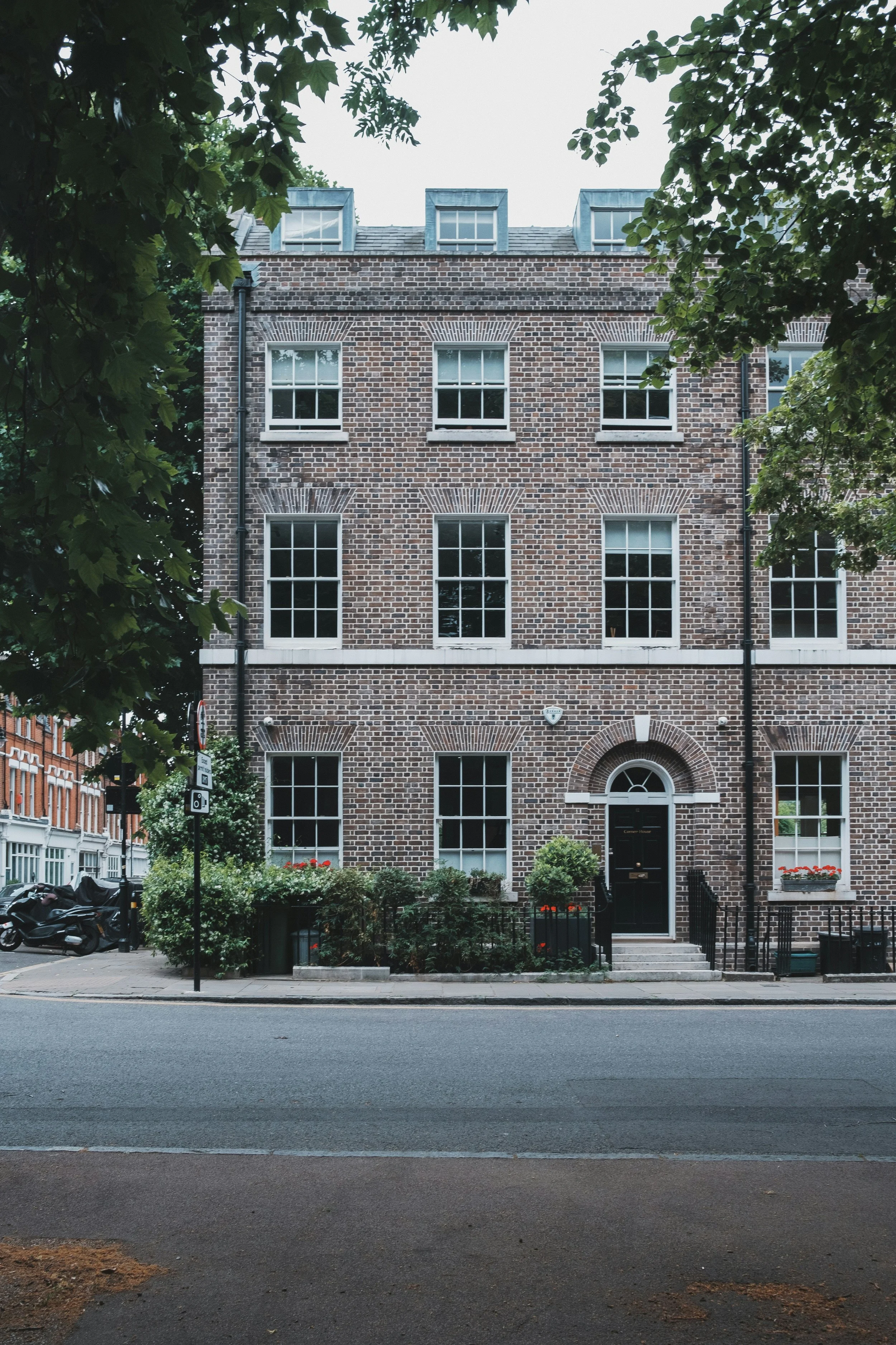High-Value International Mortgage for a UK £2m Residential Purchase