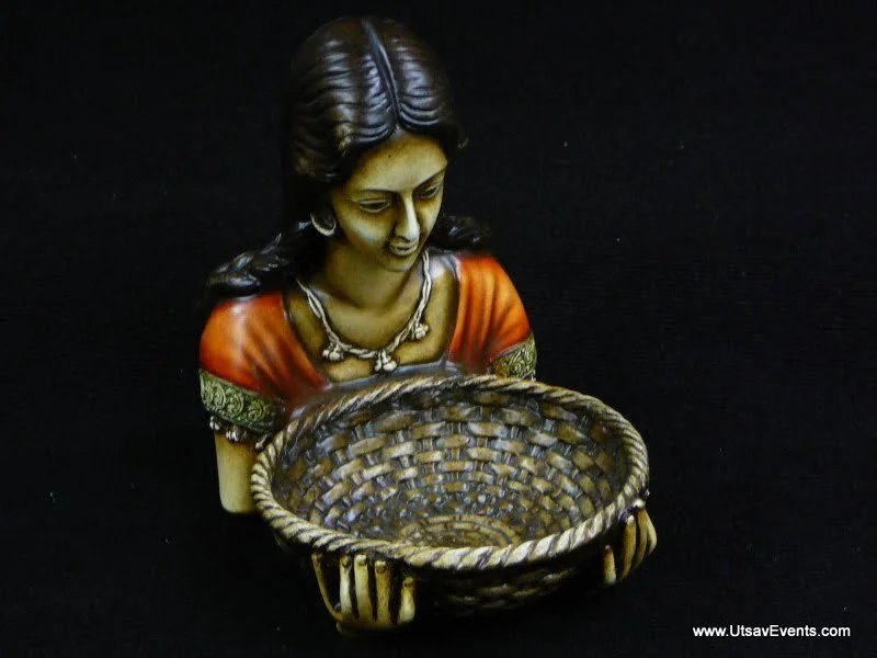 Lady with basket.JPG