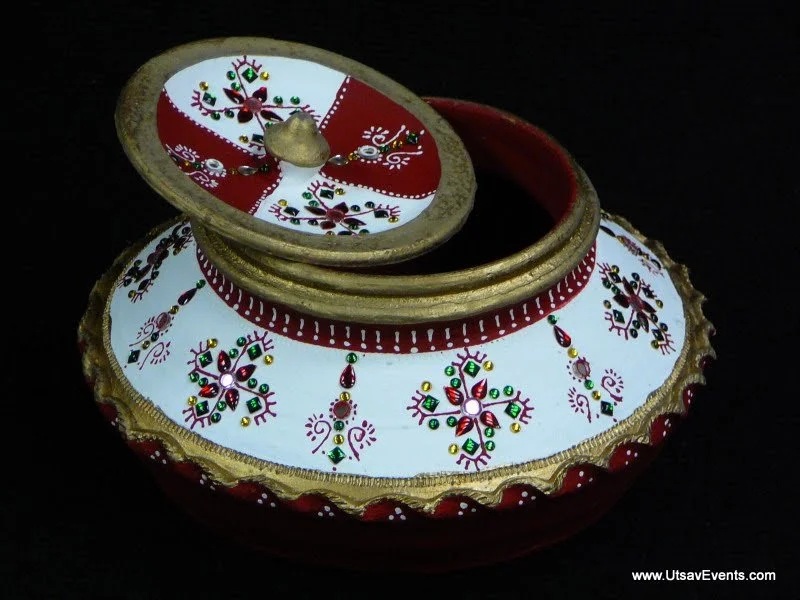 White Decorated clay pot.JPG