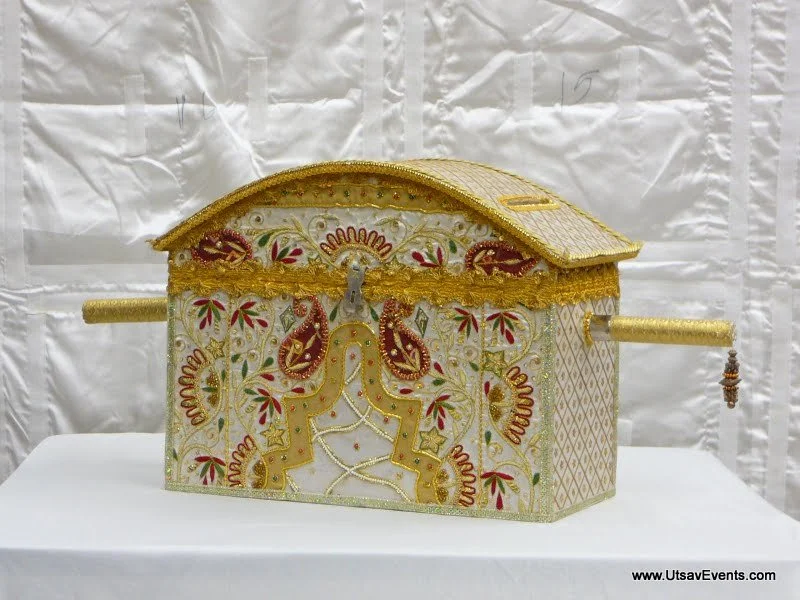 Card Box (5).JPG