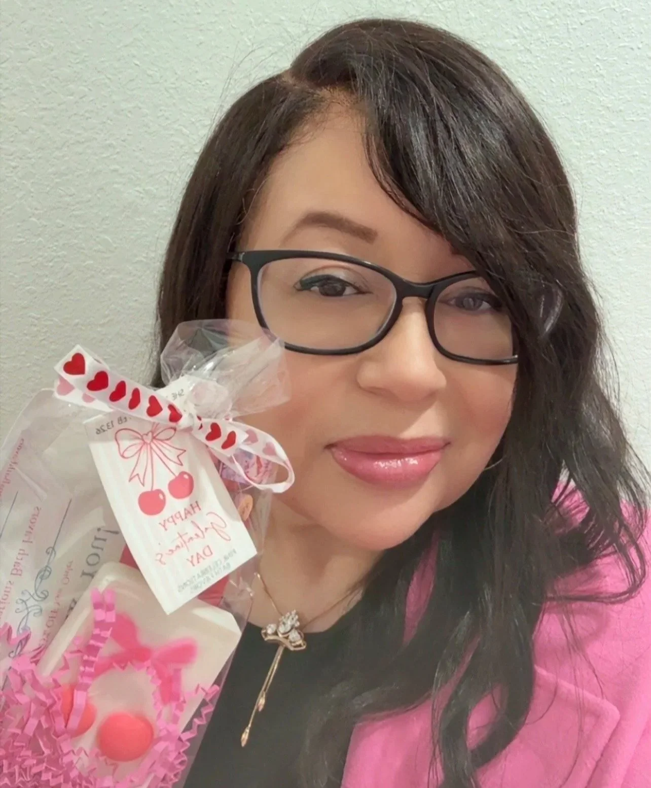 Pink Celebrations Bath Favors: Meet Valarie