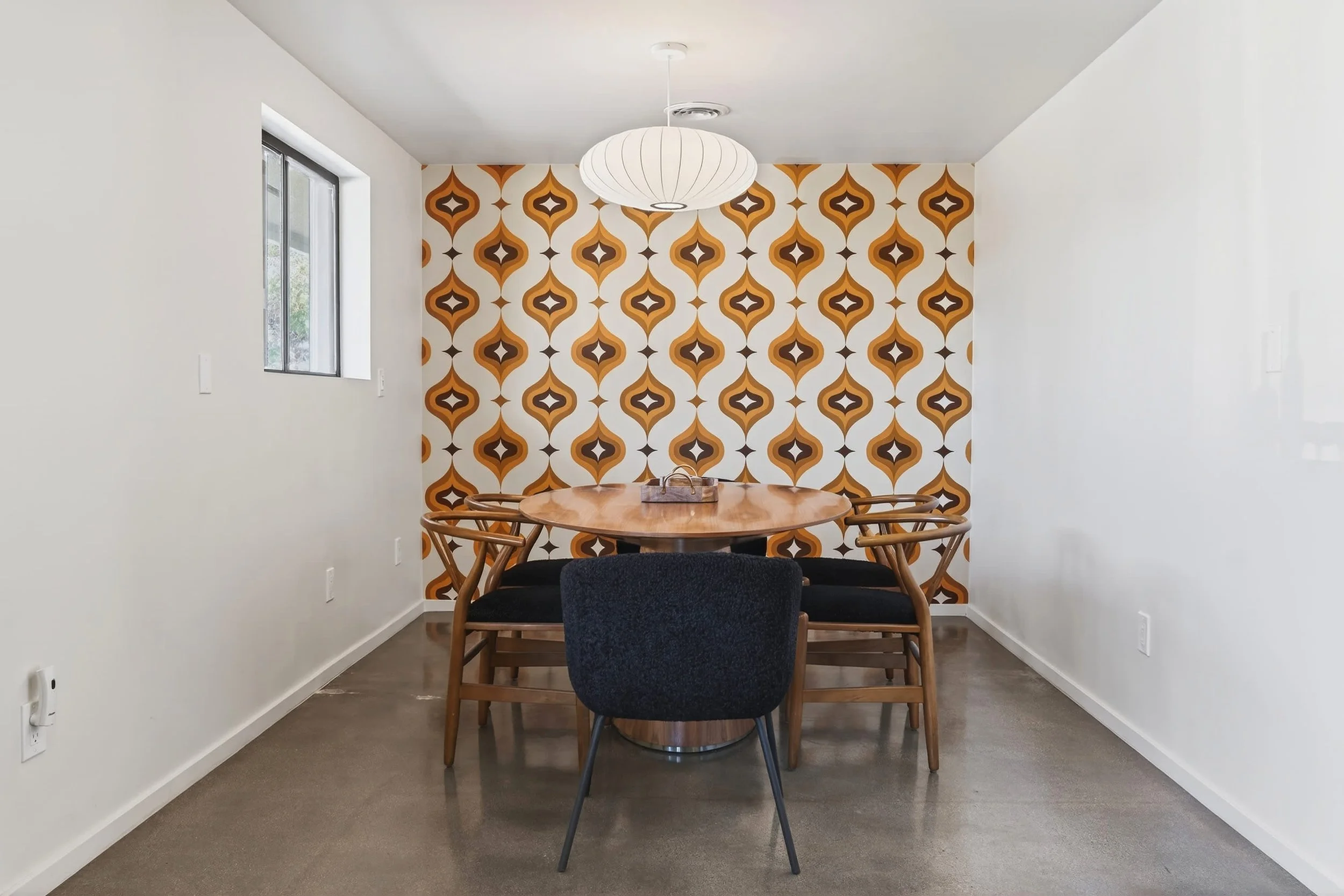 Desert Gold Dining 04.jpg