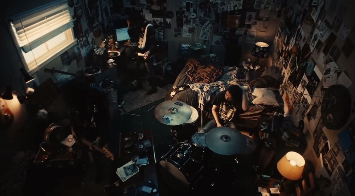 Gasoline • LØREN