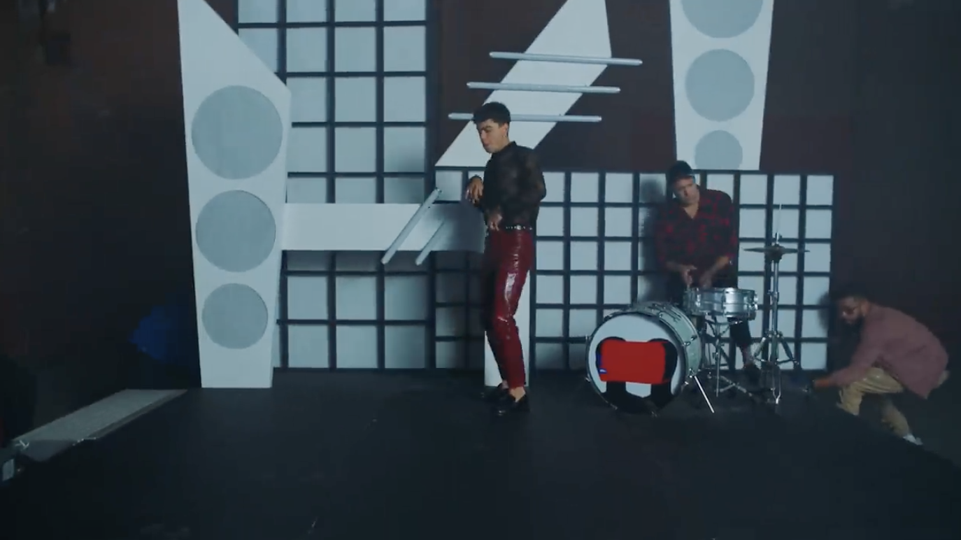 More • Electric Guest