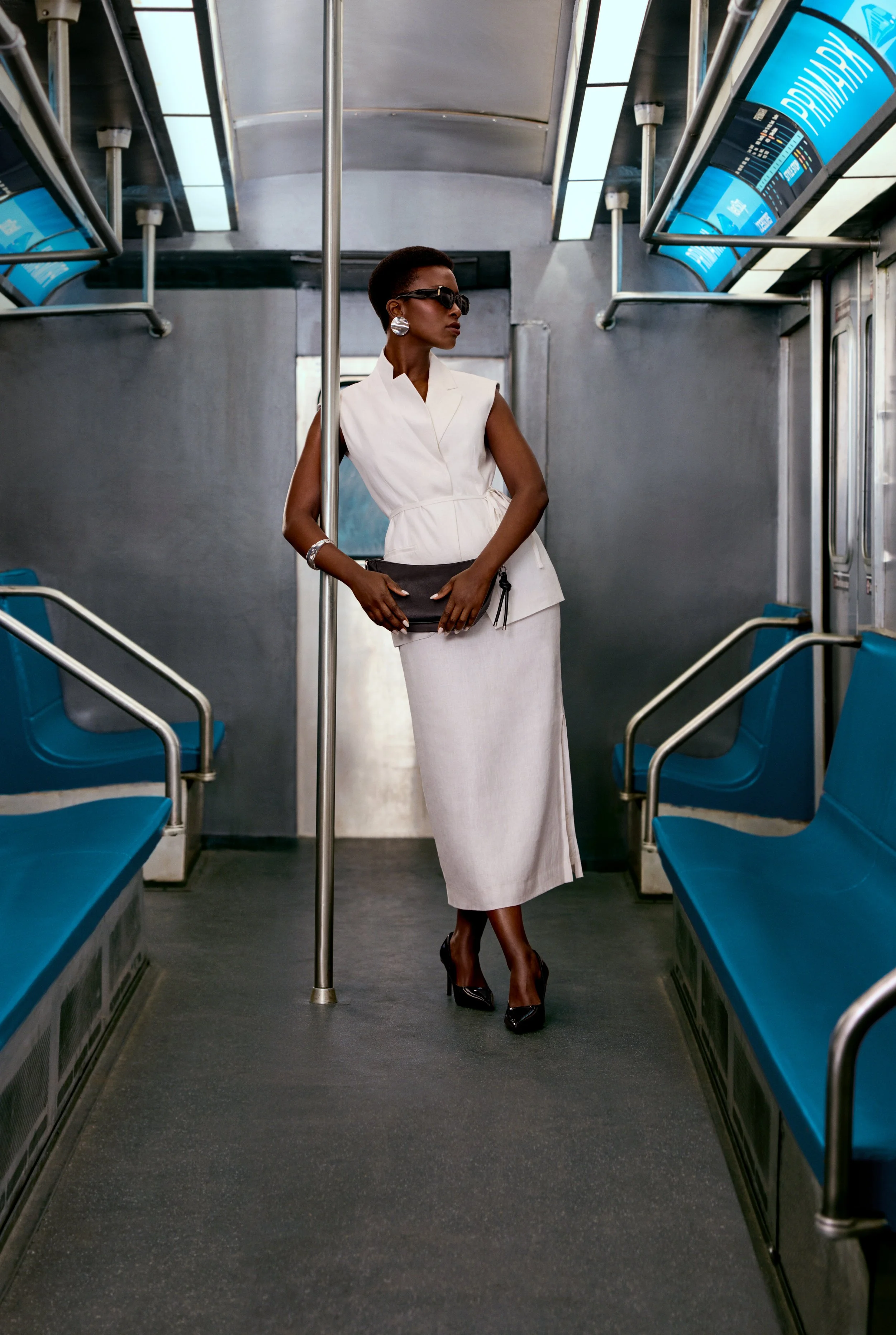 SHOT_08_SUBWAY_CAR_0306_4783AY_C_ADOBERGB-FINAL.jpg