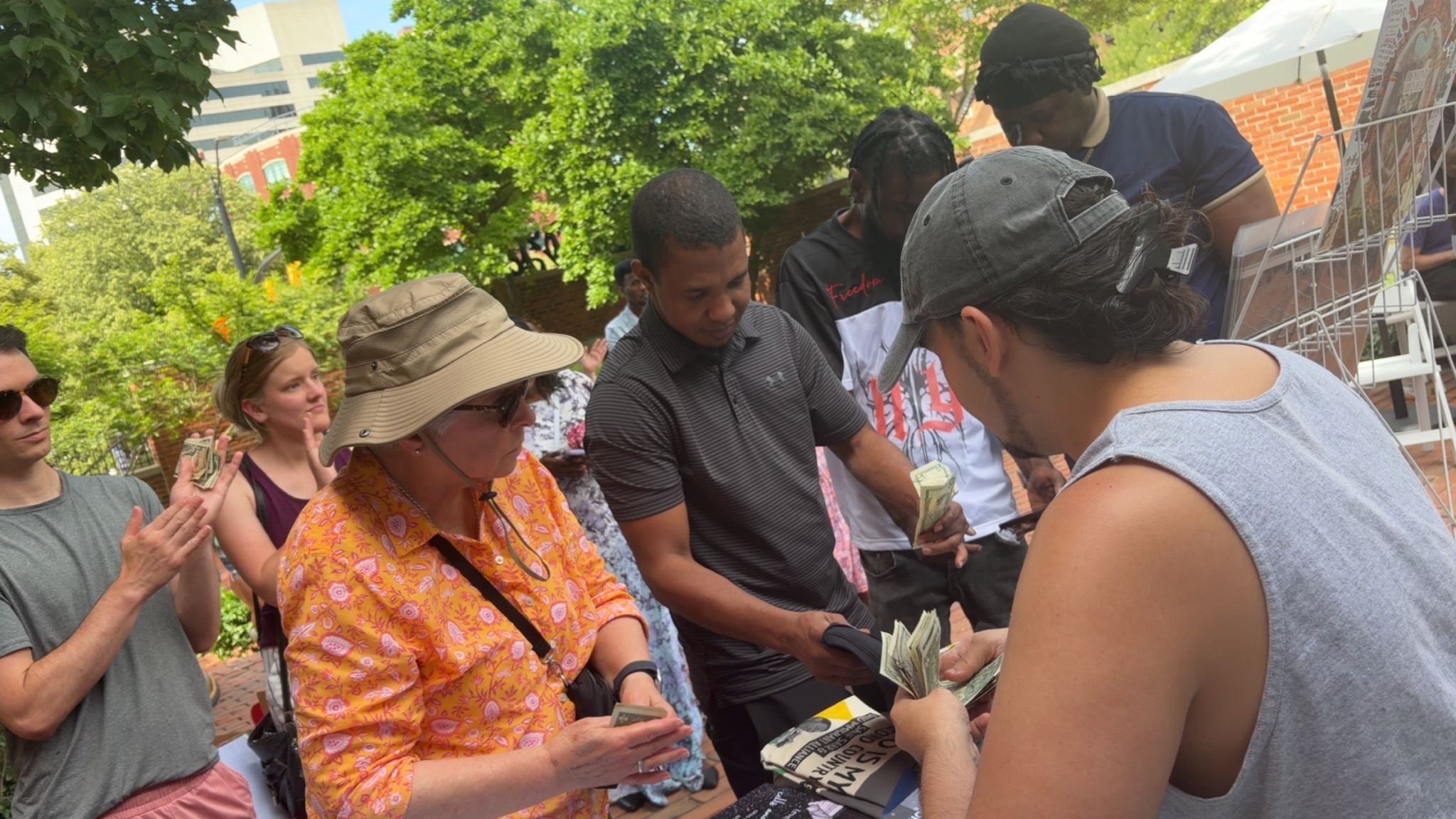 Dexter Selling (1).png