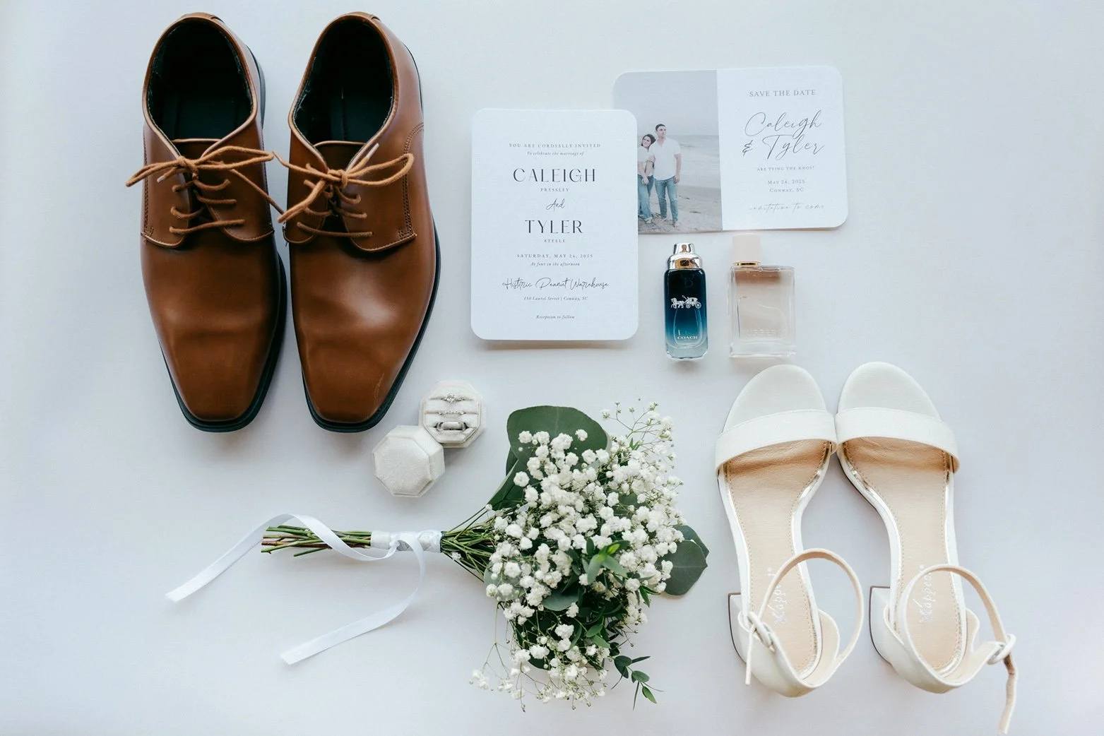 peanut-warehouse-conway-sc-wedding-flatlay-details-invitation-carly thompson photography.jpg