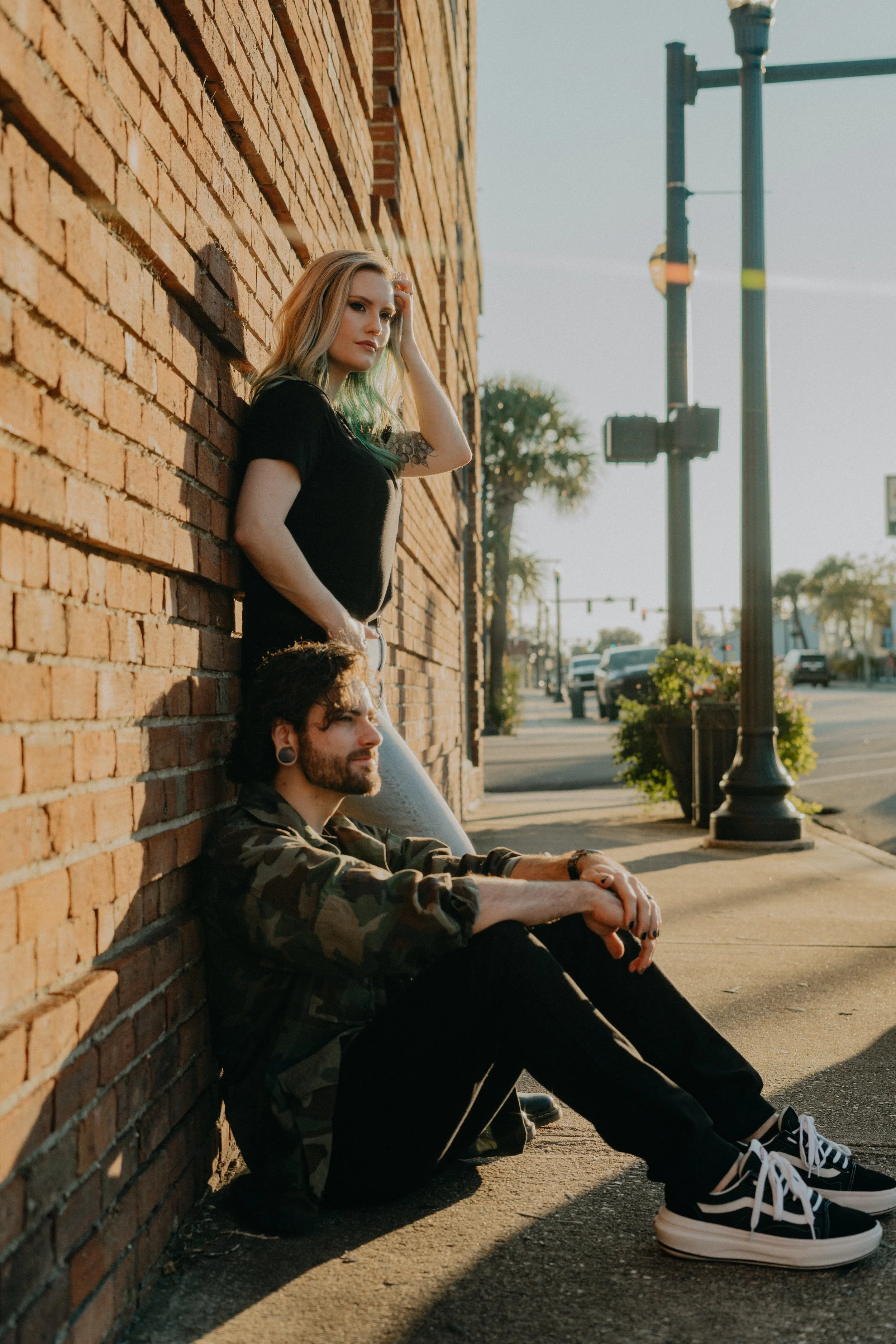 conway-south-carolina-riverwalk-engagement-photo-downtown-brick-wall-carly thompson photography.jpg