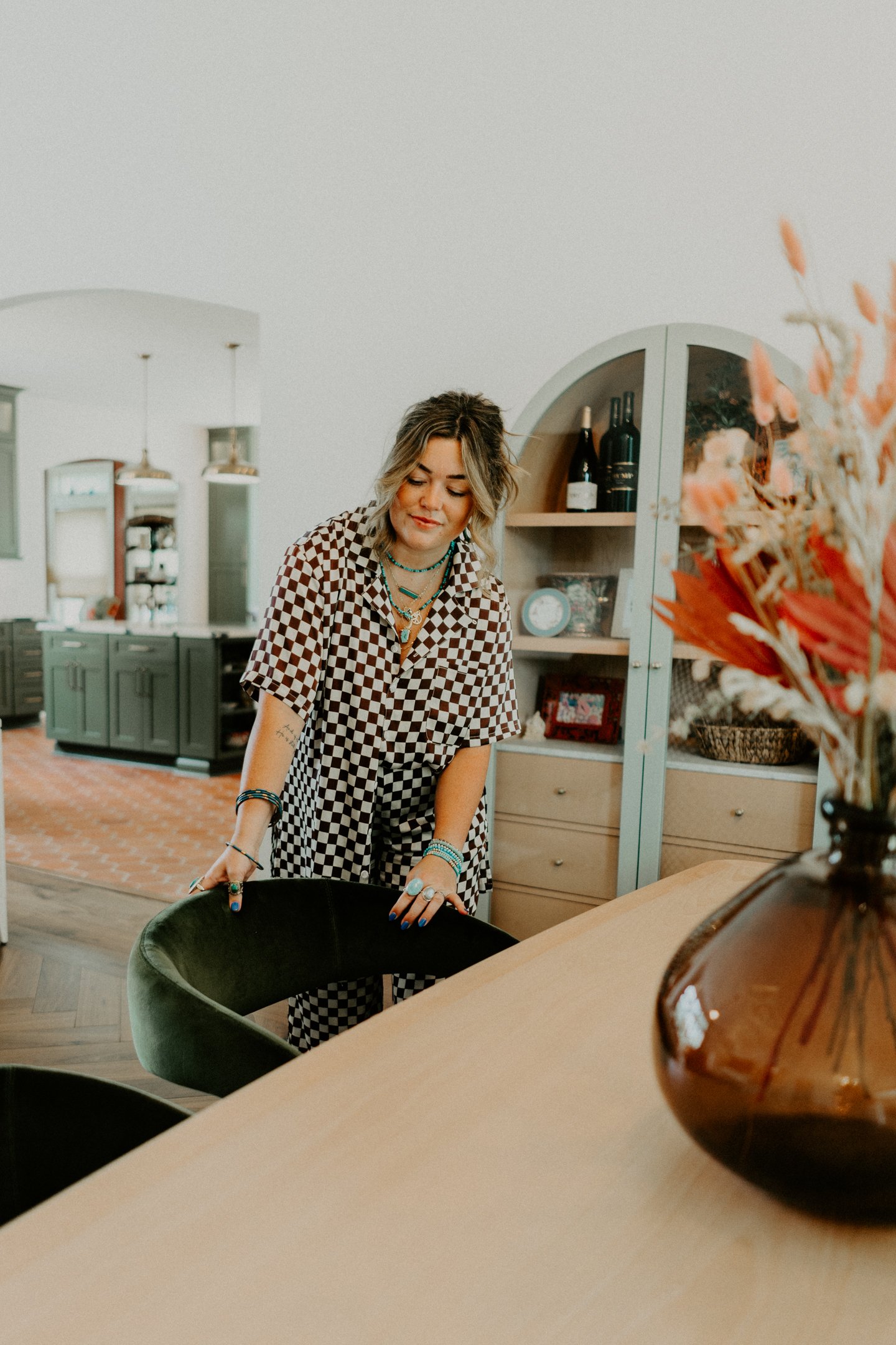 myrtle-beach-figleaf-and-co-interior-design-brand-dining-room-carly thompson photography.jpg