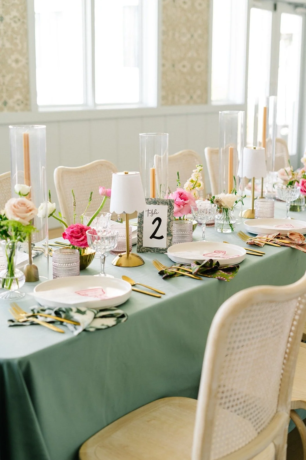 the-george-hotel-georgetown-sc-wedding-table-setting-floral-carly thompson photography.jpg