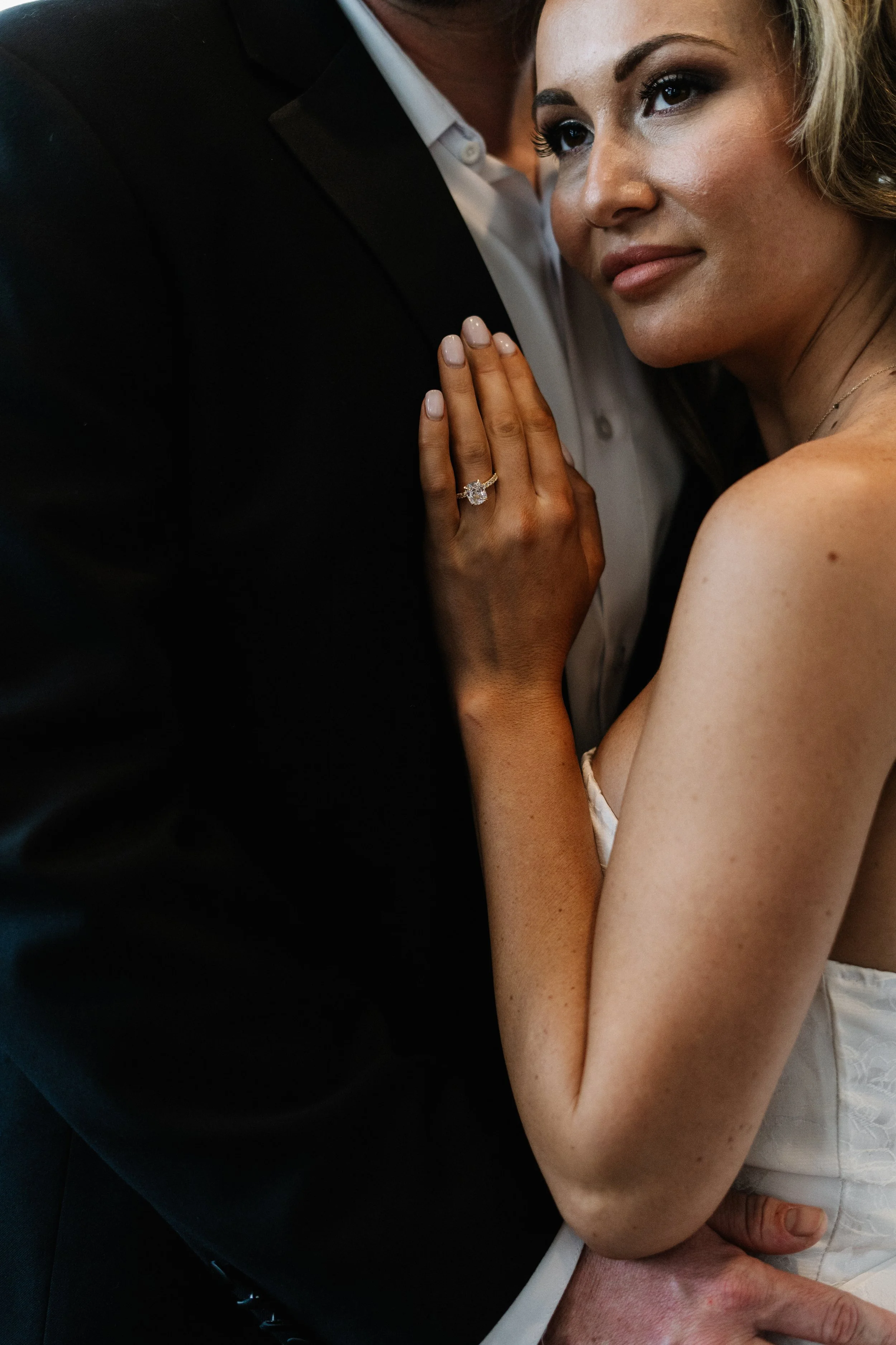the-george-hotel-georgetown-sc-engagement-ring-carly thompson photography.jpg