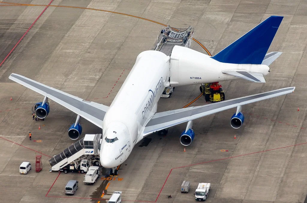 n718ba-boeing-boeing-747-4h6-lcf-dreamlifter_PlanespottersNet_1616191_43fccb1a27_o.jpg
