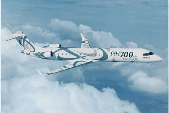 Bombardier_CRJ_700.jpg