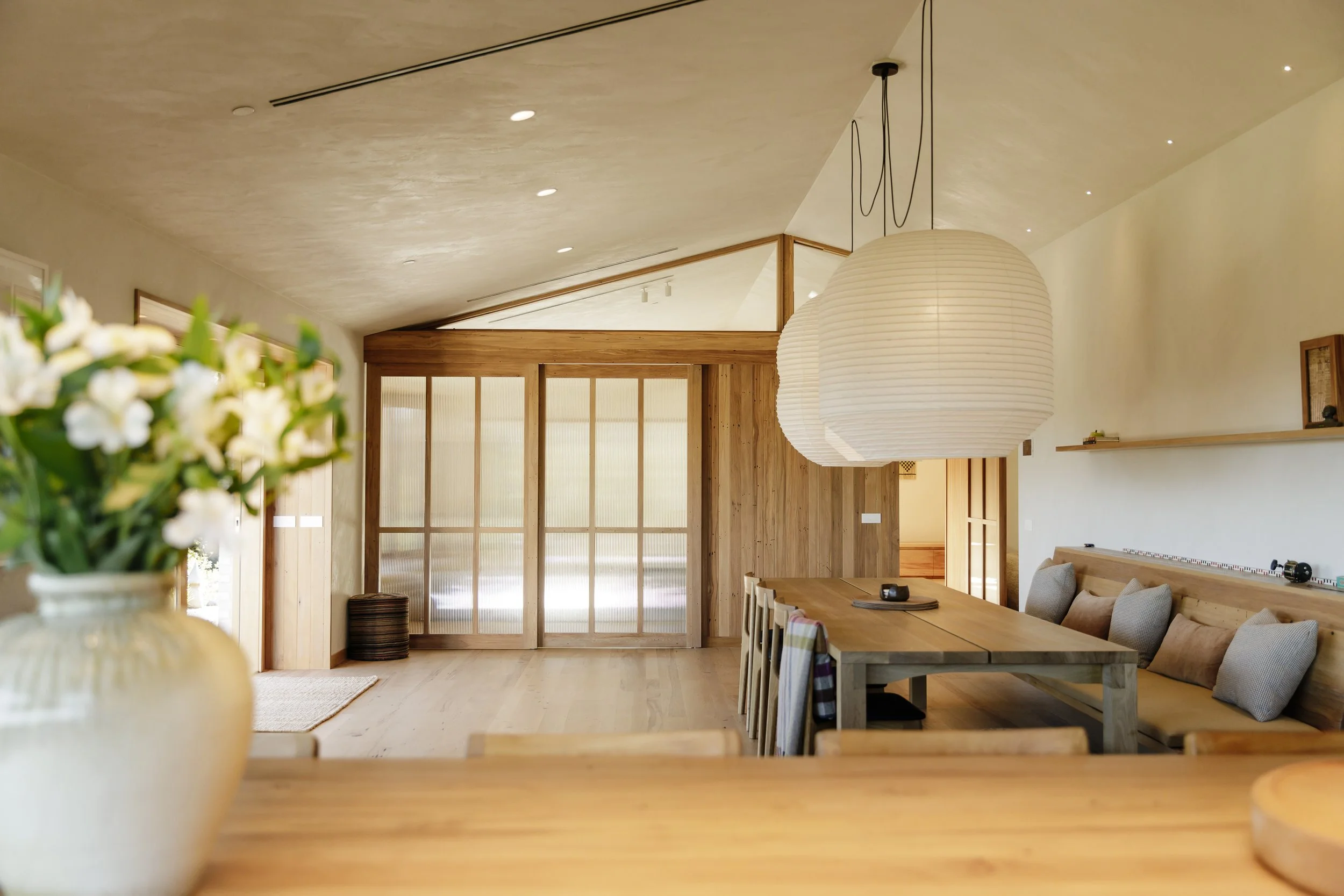 Aporo Road: Crafted Calm 