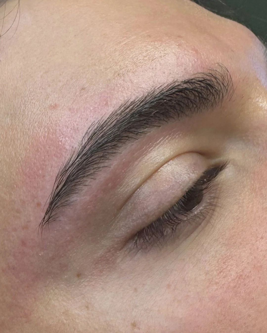 Would you survive a jump scare from your own brows? 👀 Let&rsquo;s fix that! 
Book your shape up before spooky season ends (Link in bio) 👻💀

#SkinandSoulEsthetics #SummervilleEsthetician #Waxing #Brows #SoloEsthetician #Halloween #Spooky #JumpScare