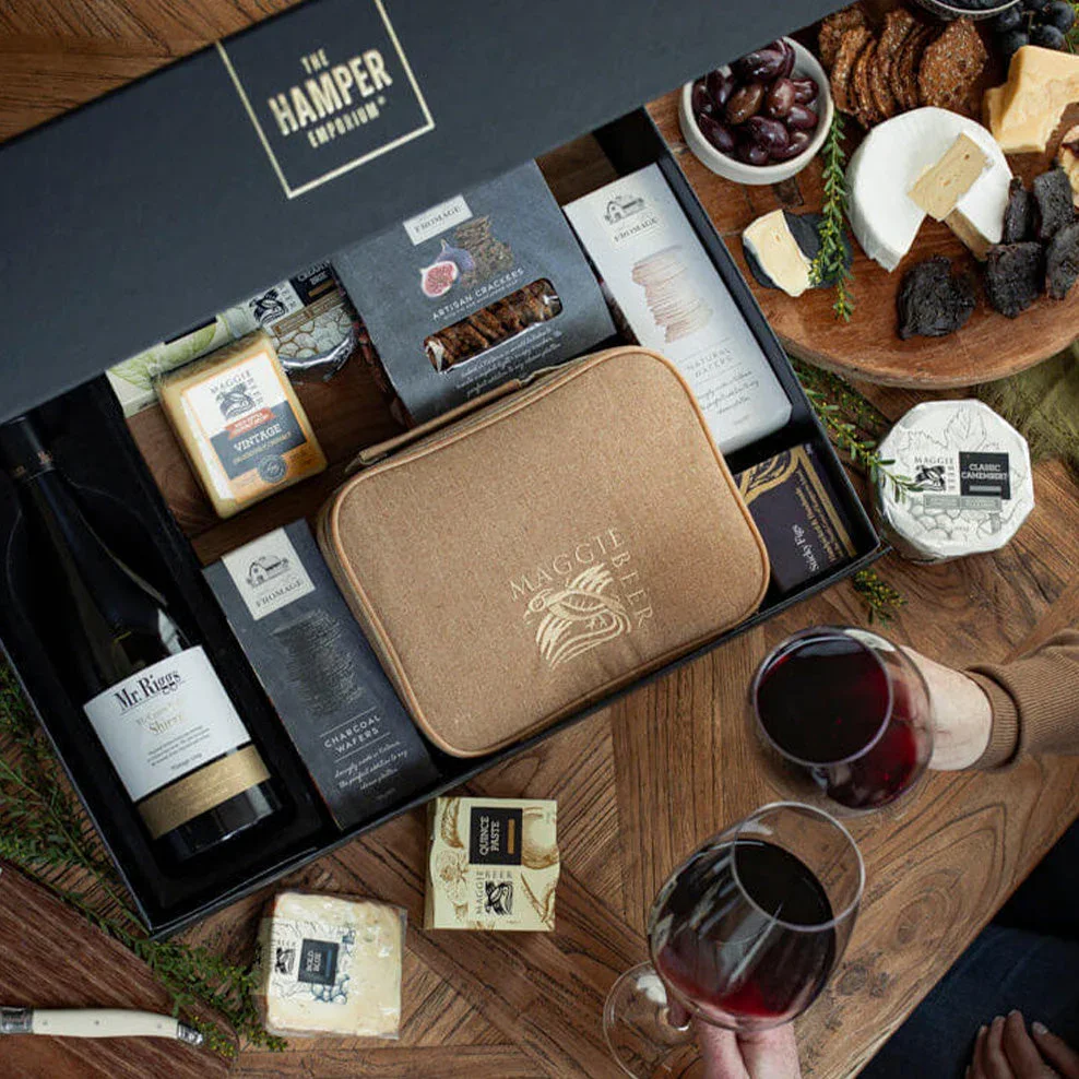 the-complete-cheeseboard-hamper-with-shiraz-image2_707f-1_a6444d19-401e-44e2-abf1-c7ba2b2ebcc2.webp