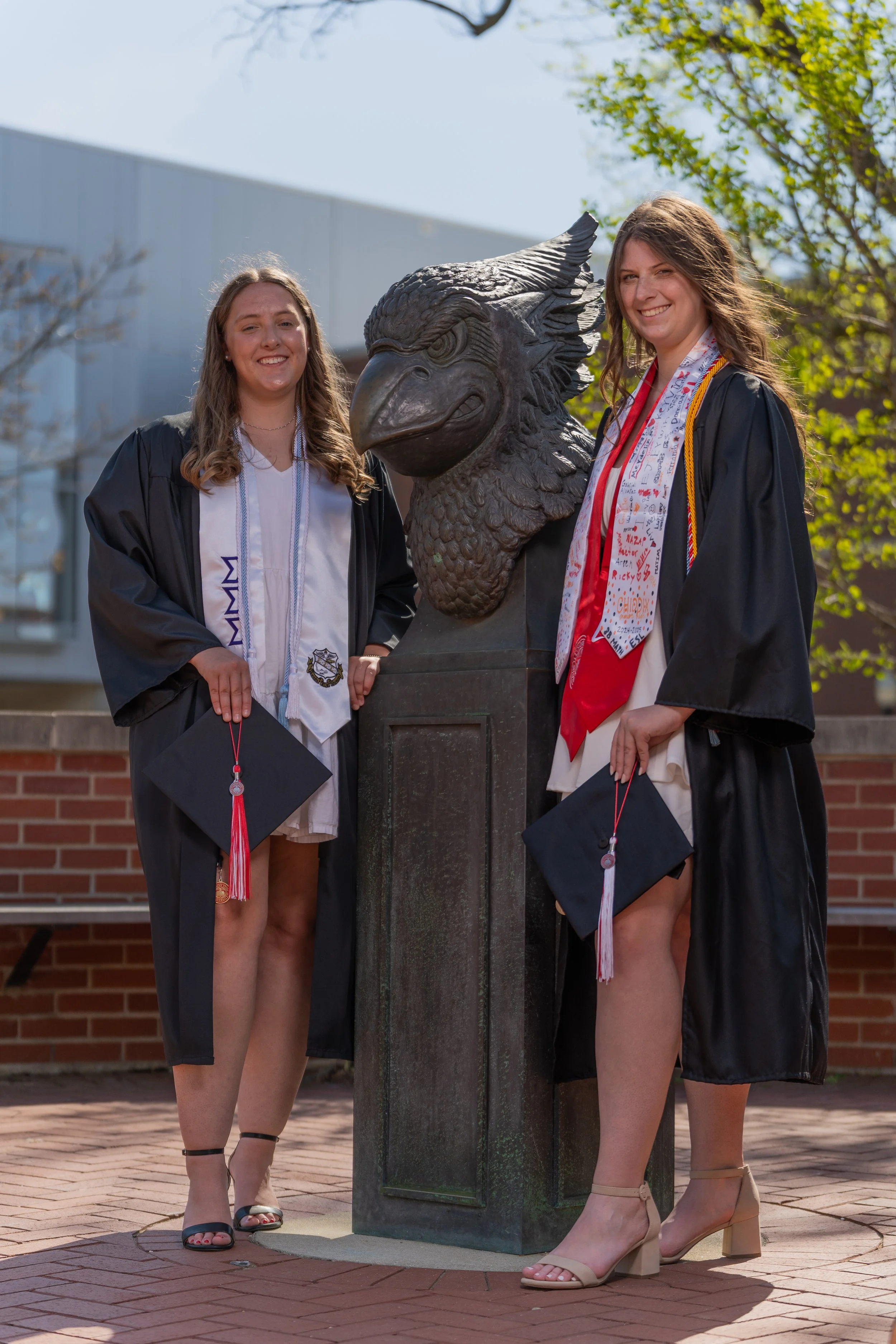 Grad Pictures-94.JPG