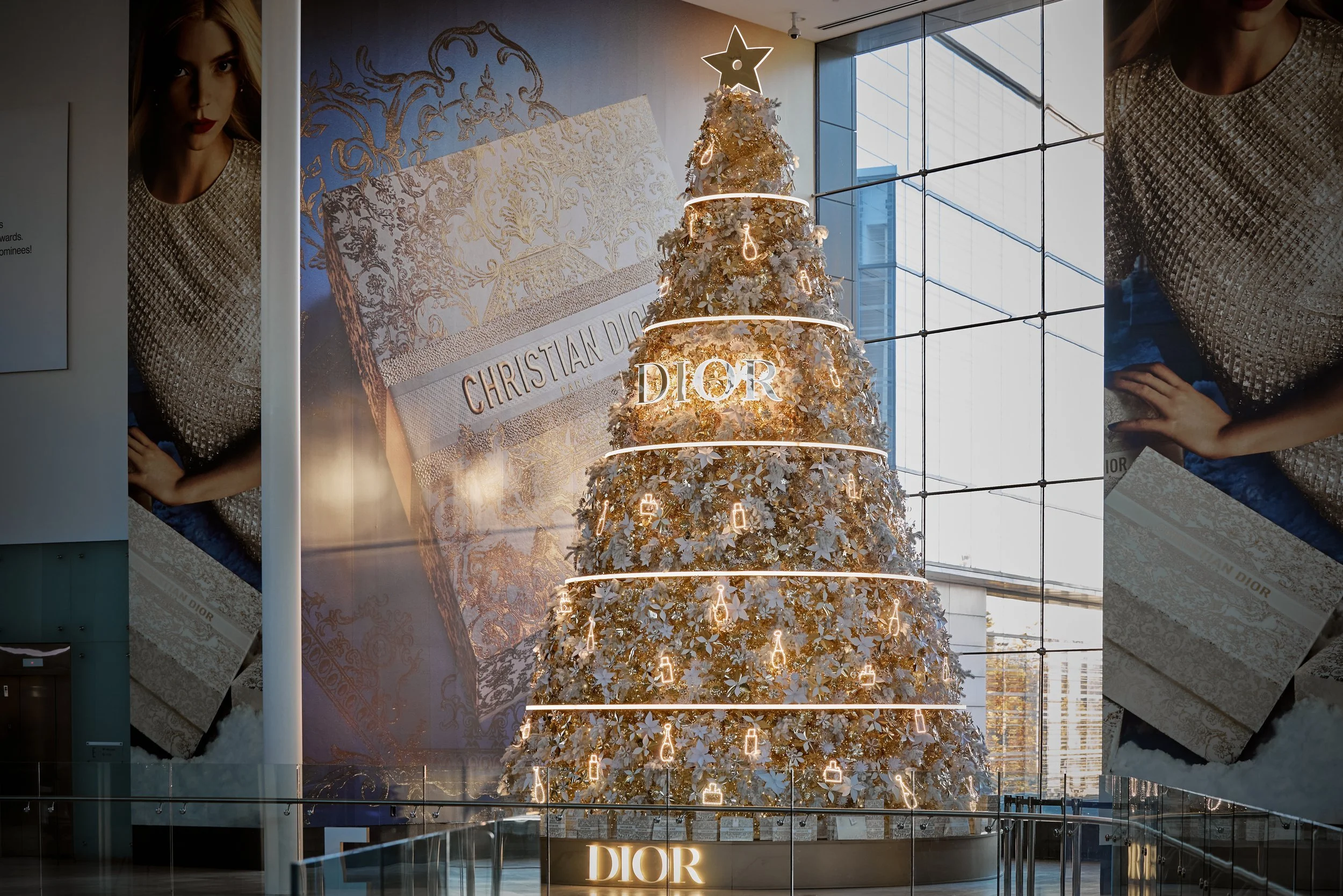 Park_Creative_Studio_Dior_Tree-Yorkdale.jpg