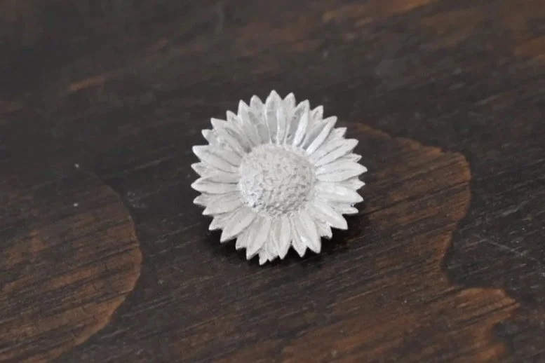 solid sterling silver wax carved flower