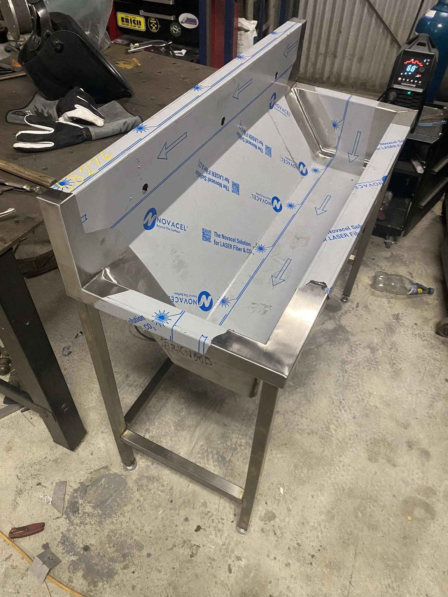 free standing wash station 