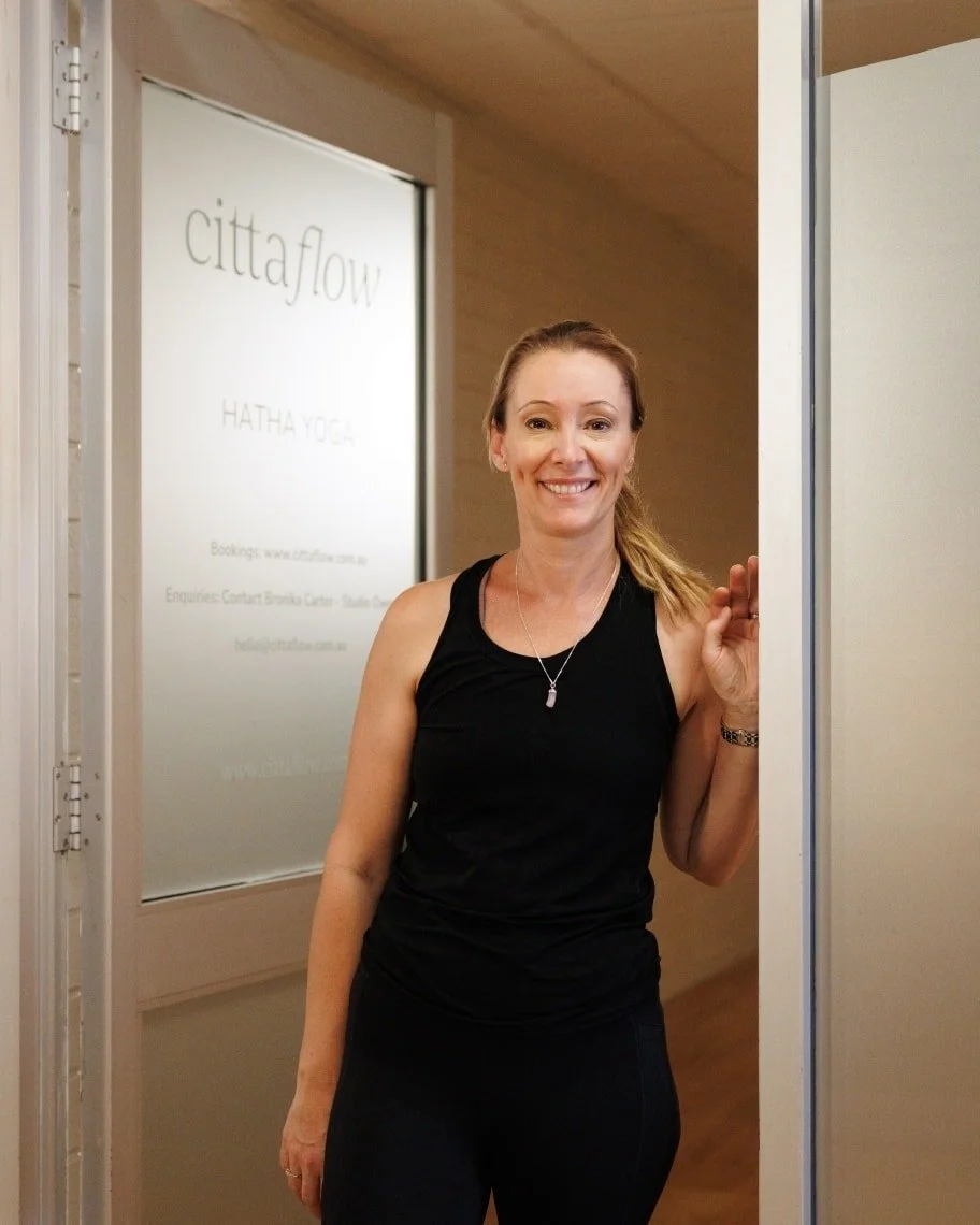 A little re-introduction, as the past 3 months have flown by at the studio 🧡
Hi, I&rsquo;m Bronika &mdash; Bron for short.
I&rsquo;m the studio owner and yoga teacher at Citta Flow here in Kalamunda.
I&rsquo;ve been practising yoga for 13 years and 